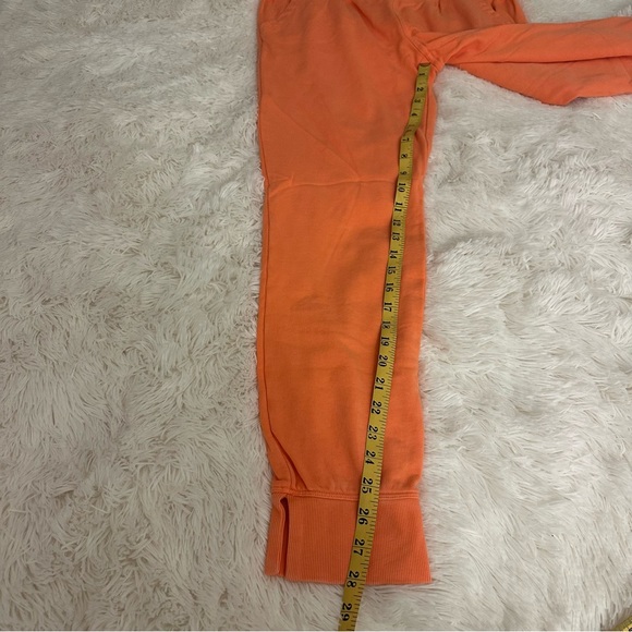 Universal Thread Women’s Orange Jogger Sweatpants Size: XS - Picture 10 of 10